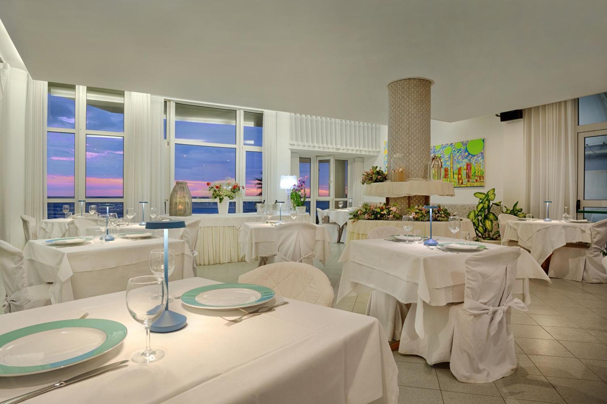 Hotel Mida Scoglitti Eksteriør bilde